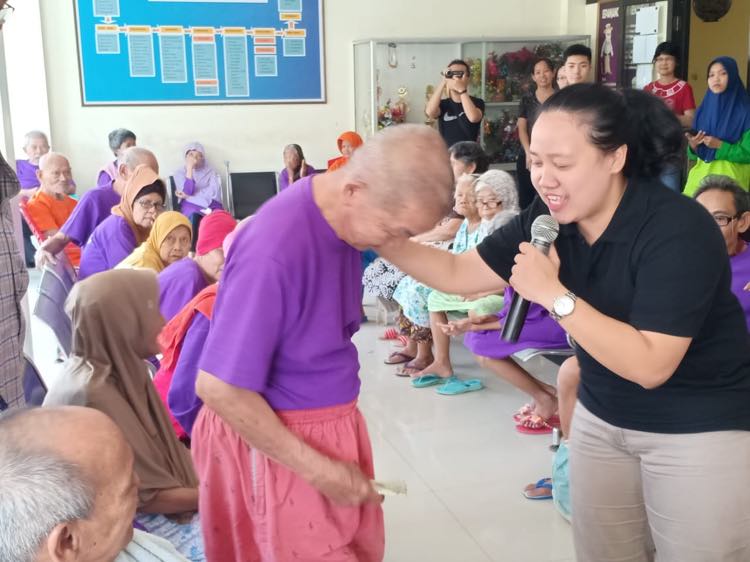 Sayang Oma dan Opa