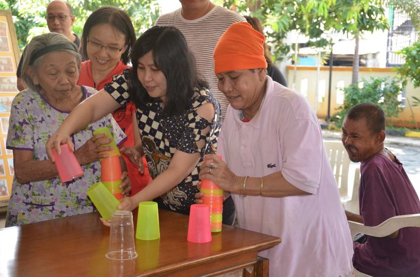 Temu Kangen Oma dan Opa